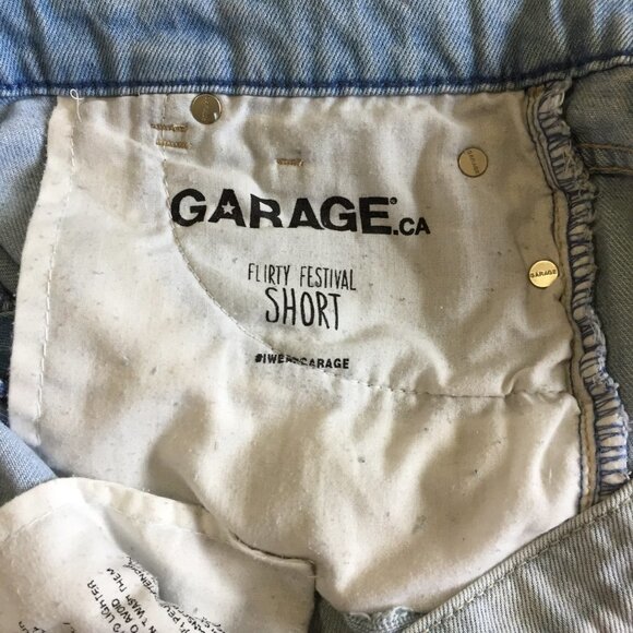 Garage Flirty Festival Distressed Shorts - Picture 7 of 11